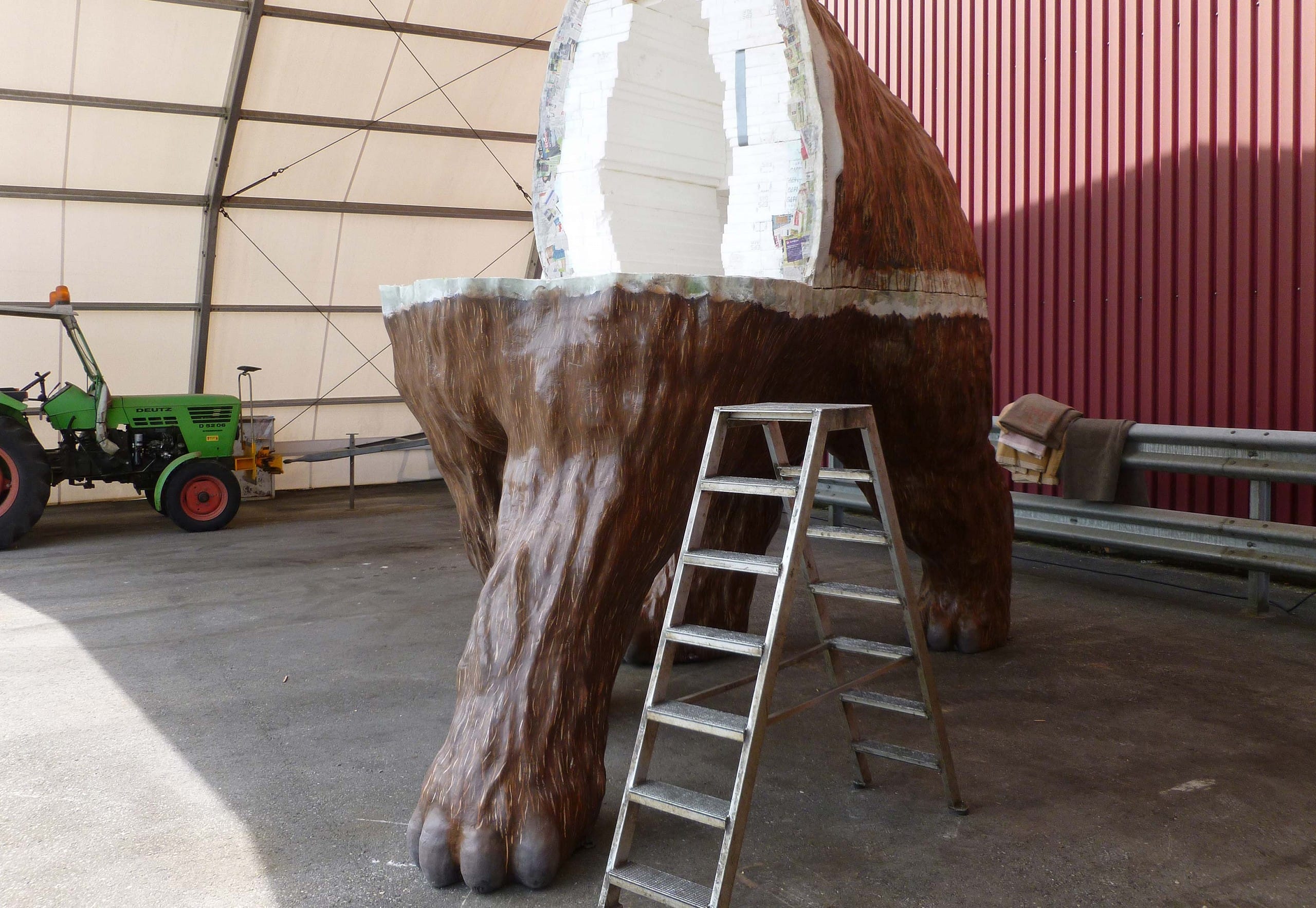 Einzelteile werden vorbereitet zur Installation