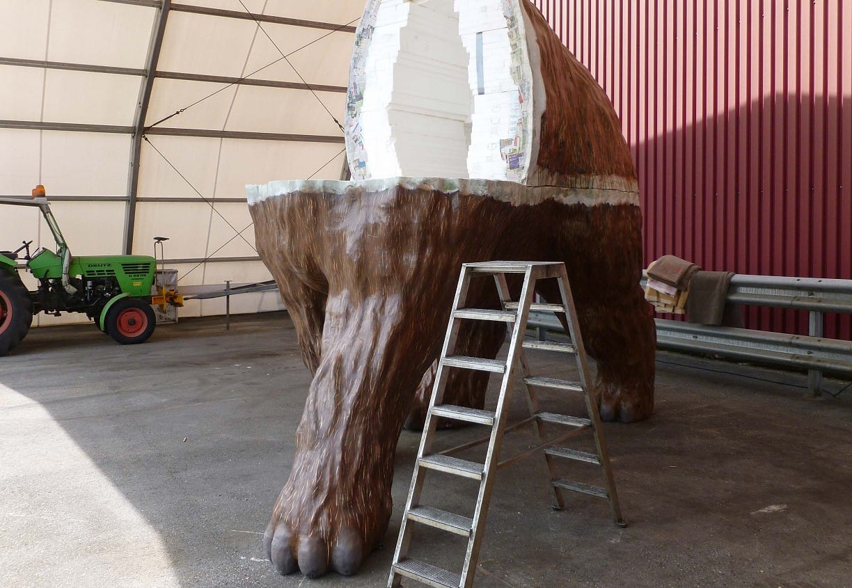 Einzelteile werden vorbereitet zur Installation